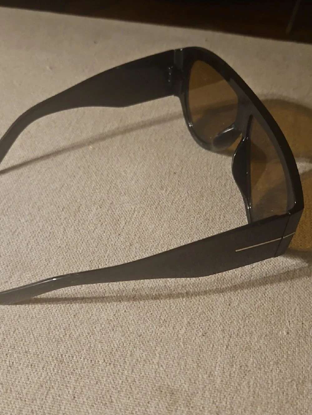 Women's Black Sunglasses with T-Accent
